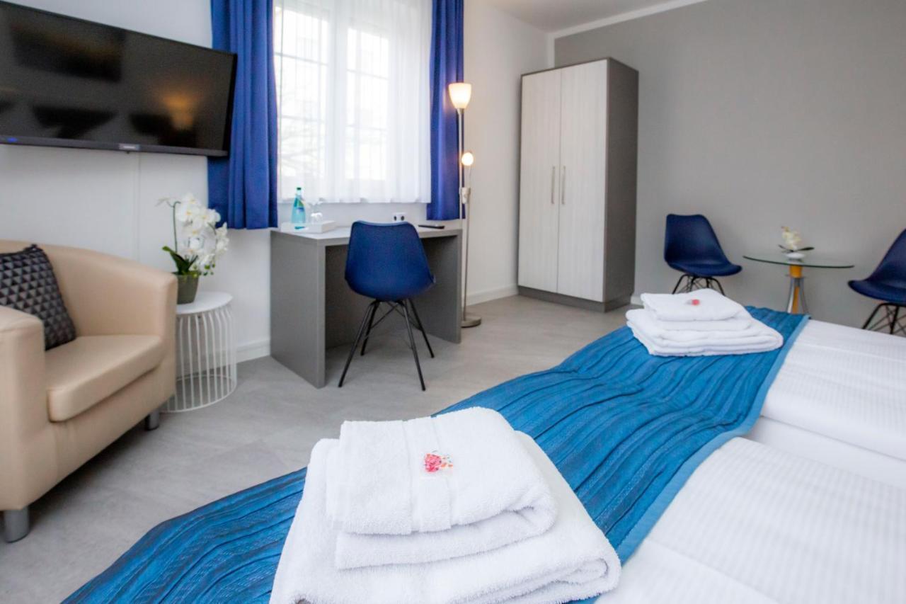 Hotel "Zur Muehle" Хойерсверда Экстерьер фото