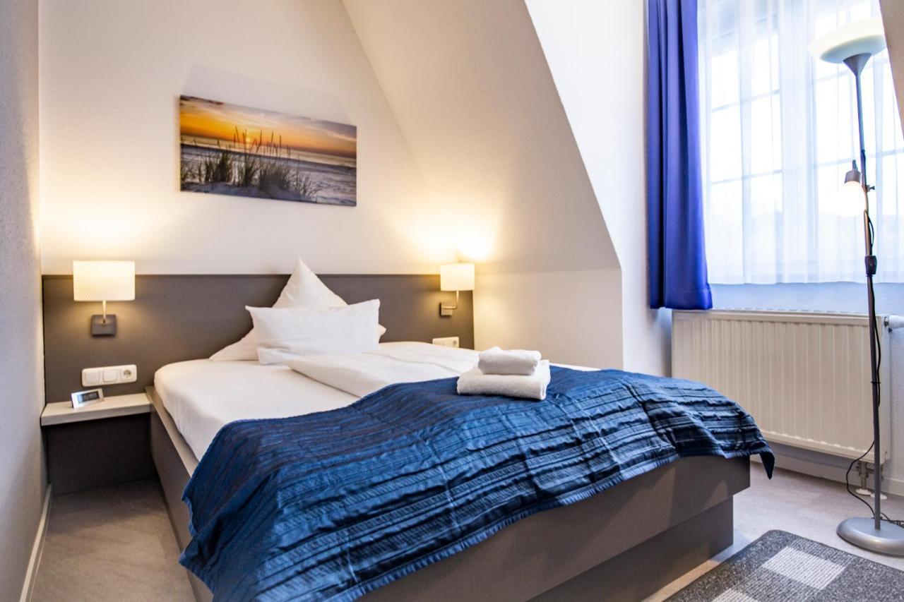 Hotel "Zur Muehle" Хойерсверда Экстерьер фото
