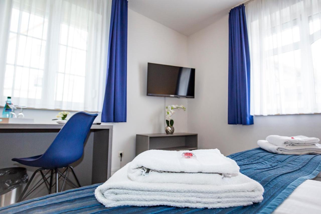 Hotel "Zur Muehle" Хойерсверда Экстерьер фото